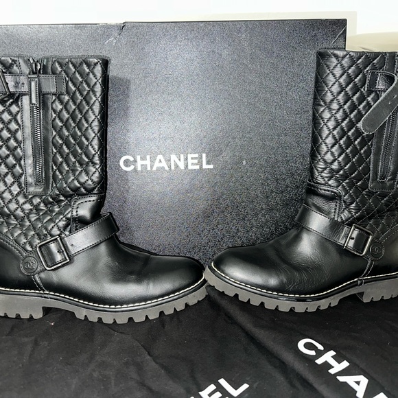 Chanel Tweed Leather Engineer Boots Black CC Logo 37.5 Buckle Moto - Picture 7 of 11